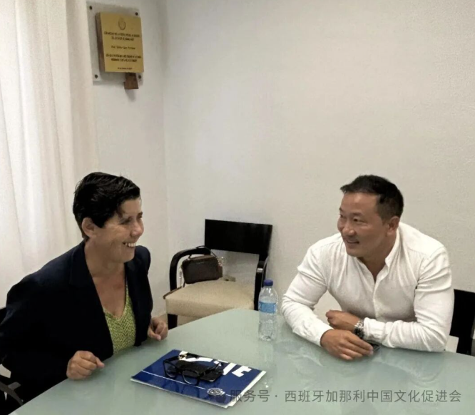 Promocionamos nuevos proyectos de cooperación energética/我们推广新的能源合作项目